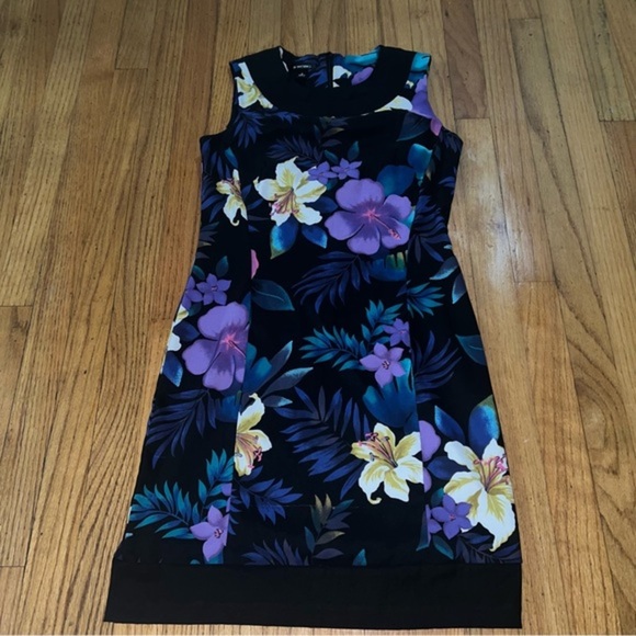 Vintage Tropical Hibiscus Hawaiian casual dress - Picture 1 of 6